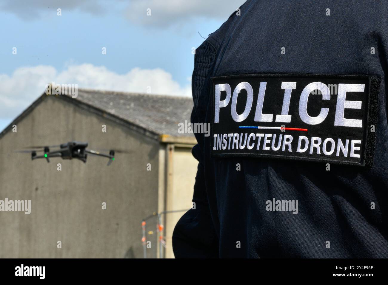 Accademia nazionale di polizia di Rouen Oissel (Francia settentrionale). Pilota di UAV e istruttore in occasione di una giornata aperta Foto Stock