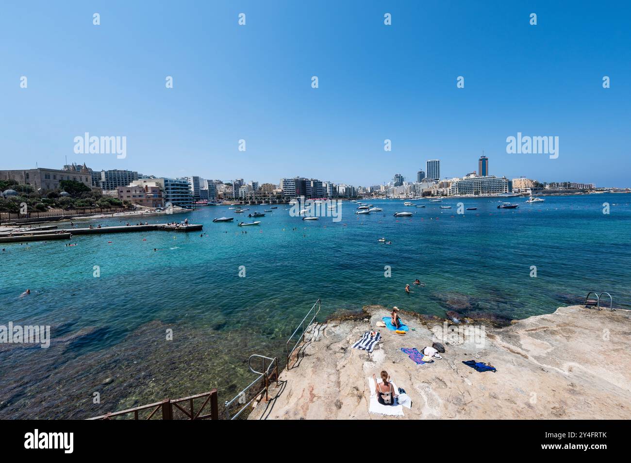 St Julians Bay Malta Foto Stock