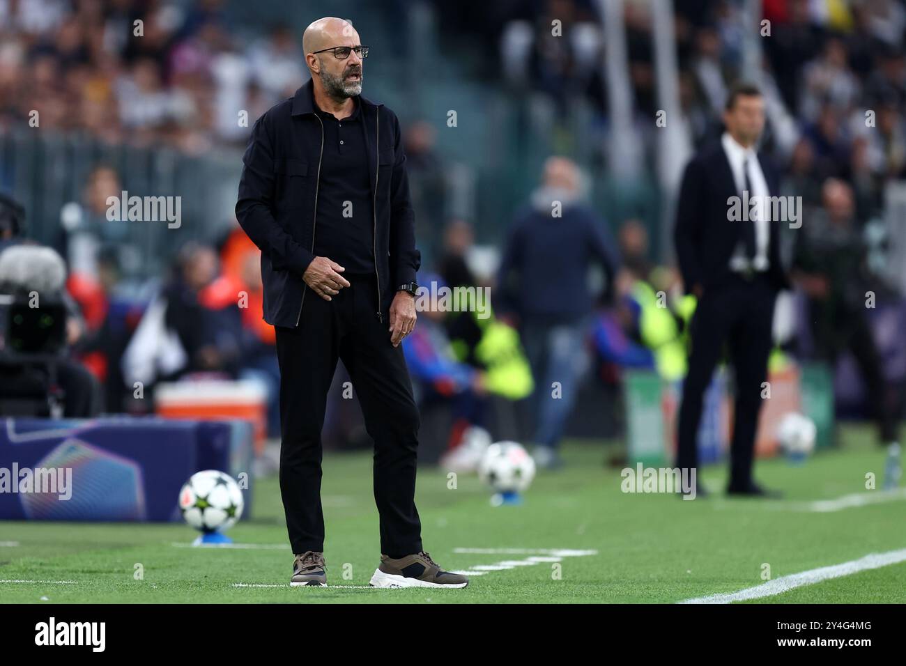 Torino, Italia. 17 settembre 2024. Peter Bosz, capo allenatore del PSV Eindhoven guarda durante la partita di calcio della UEFA Champions League tra Juventus FC e PSV Eindhoven all'Allianz Stadium il 17 settembre 2024 a Torino, Italia Credit: Marco Canoniero/Alamy Live News Foto Stock