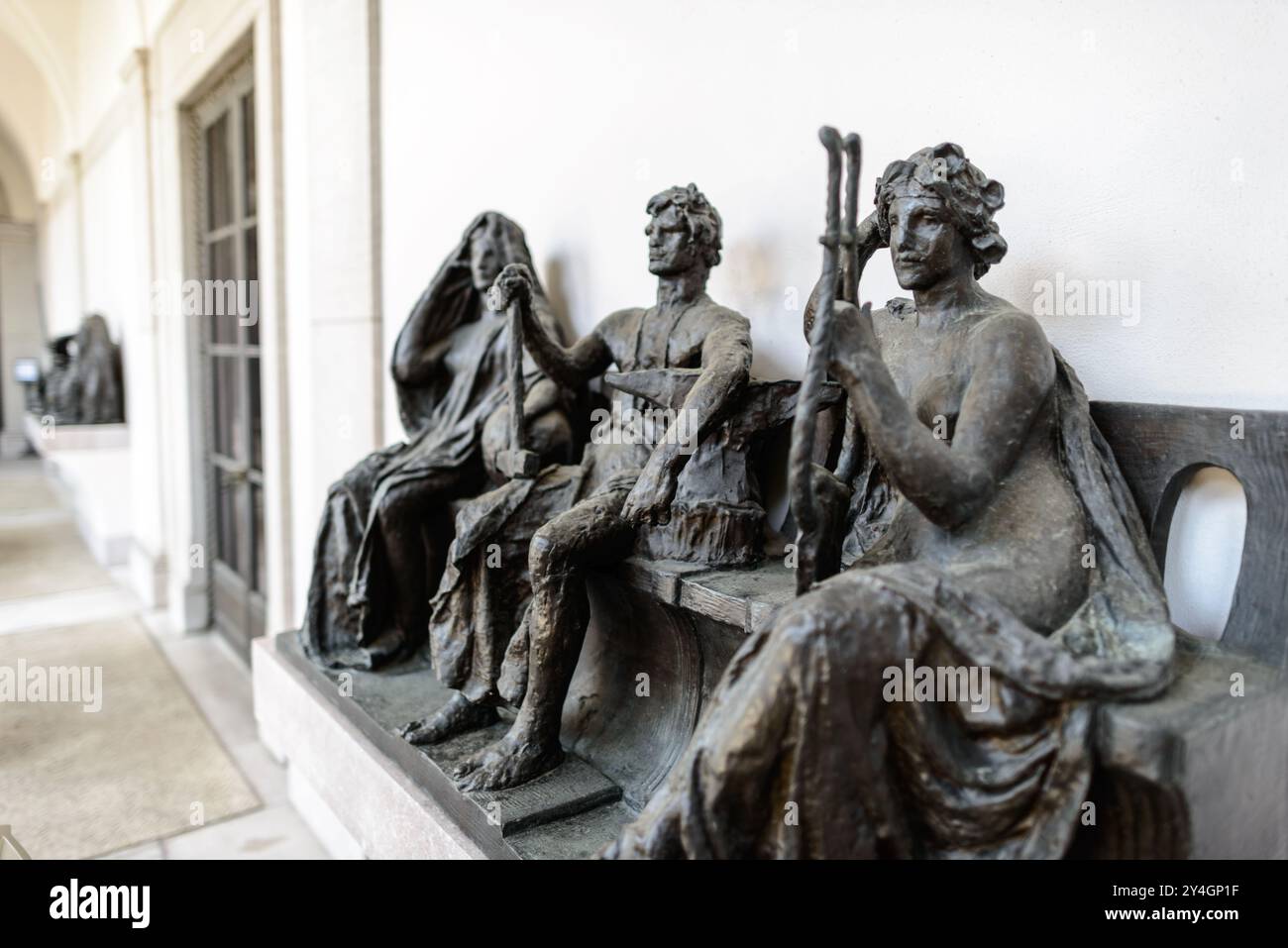 Statue del cortile della Galleria d'arte. La Freer Gallery of Art, nel National Mall di Washington DC, si unì alla Arthur M. Sackler Gallery per formare la S Foto Stock