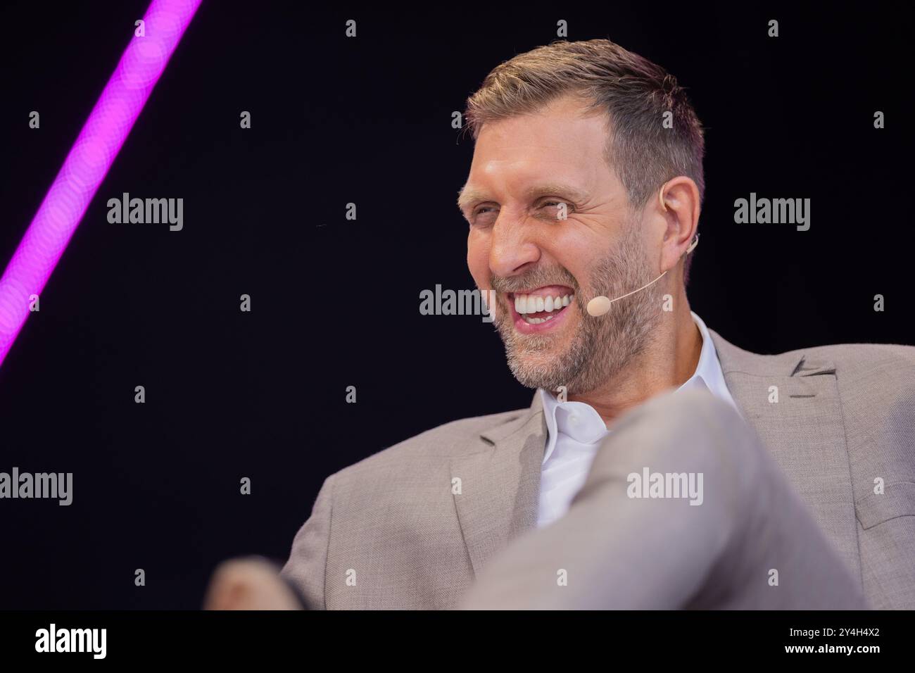 Colonia, Germania. 18 settembre 2024. Il giocatore di basket Dirk Nowitzki parla al congresso digitale Digital X di Deutsche Telekom nel Media Park. Crediti: Rolf Vennenbernd/dpa/Alamy Live News Foto Stock