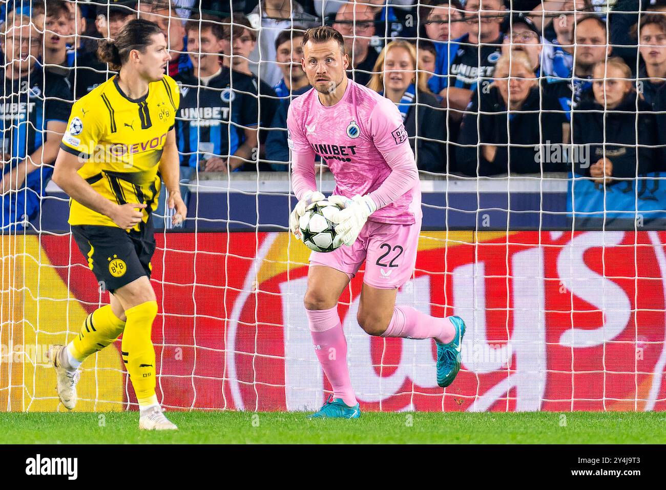 Bruges, Belgio. 18 settembre 2024. BRUGES, BELGIO - 18 SETTEMBRE: Simon Mignolet del Club Brugge KV durante la fase MD1 della UEFA Champions League 2024/25 tra il Club Brugge KV e il Borussia Dortmund a Jan Breydelstadion il 18 settembre 2024 a Bruges, Belgio. (Foto di Joris Verwijst/Agenzia BSR) credito: Agenzia BSR/Alamy Live News Foto Stock