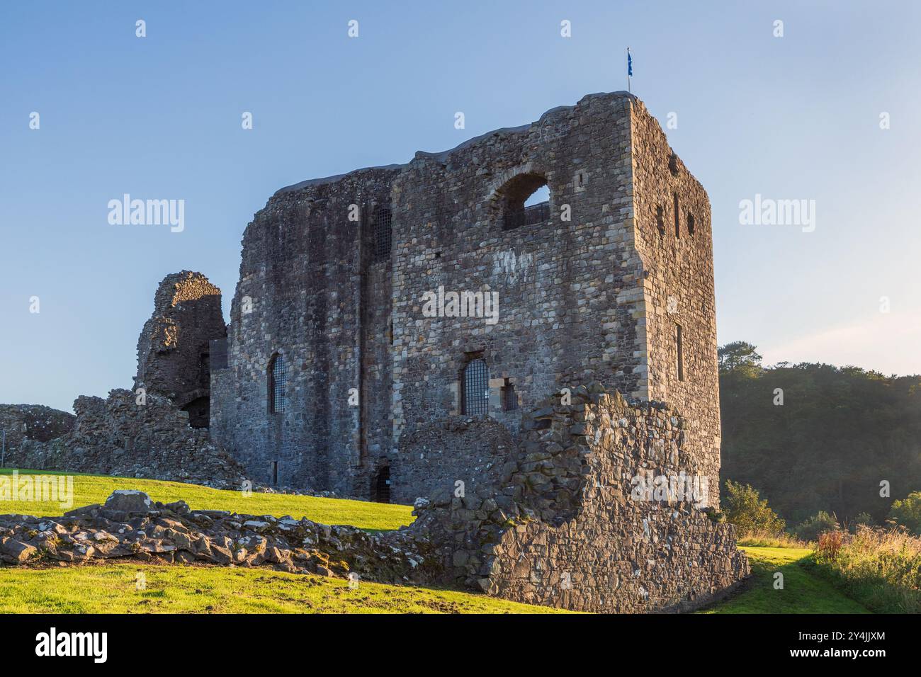 Dundonald Castle è situato su una collina che domina il villaggio di Dundonald, tra Kilmarnock e Troon nell'Ayrshire meridionale, in Scozia. Foto Stock