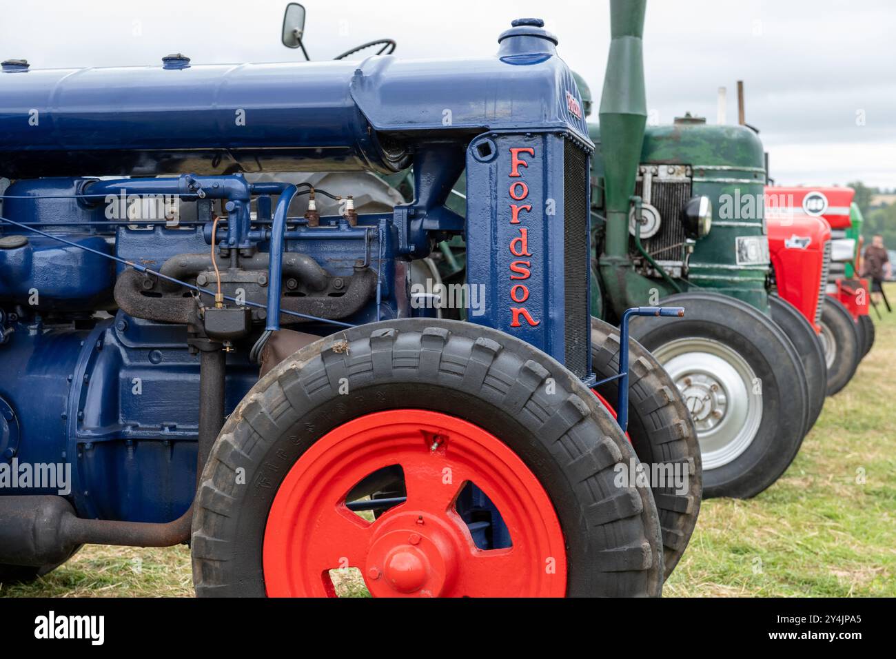 Low Ham.Somerset.Regno Unito. 20 luglio 2024.Uno standard restaurato Fordson è in mostra al Somerset Steam and Country Show Foto Stock