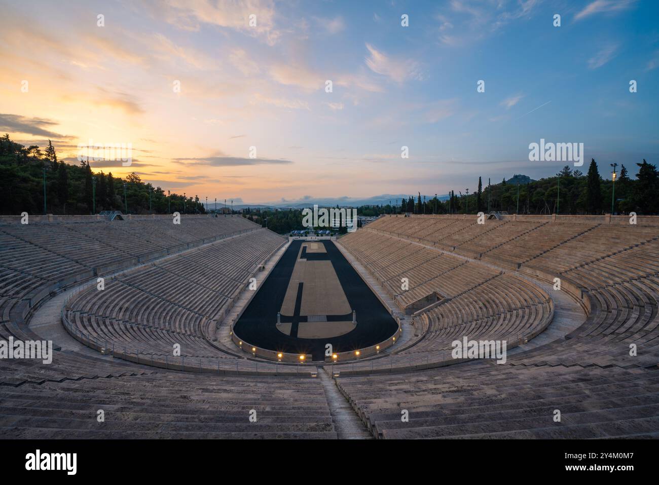 Vista dello Stadio Panatenaico, il primo stadio per i Giochi Olimpici e patrimonio dell'umanità dell'UNESCO il 10 maggio 2023 in Grecia, Atene Foto Stock