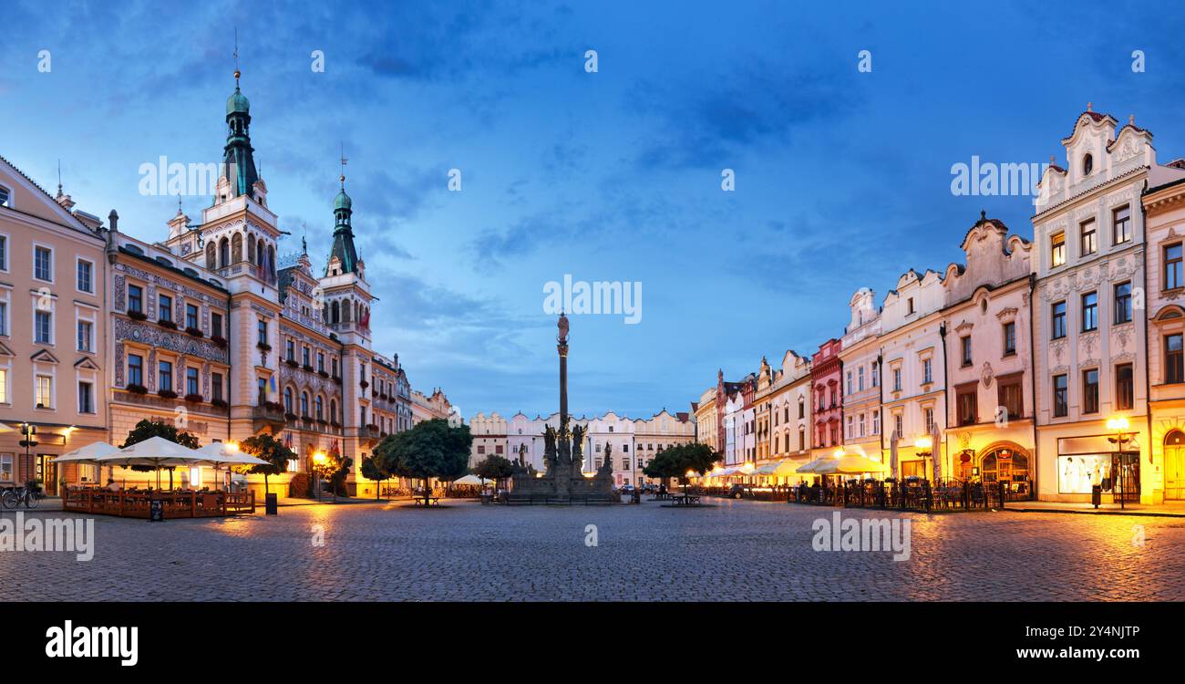 Municipio della Repubblica Ceca in Piazza Pernstejn a Pardubice Foto Stock