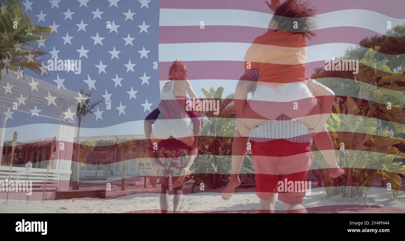 Immagine di una bandiera americana su due coppie diverse che fanno il piggyback sulla spiaggia soleggiata Foto Stock