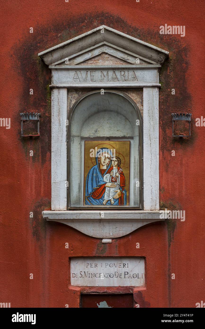 Immagine di un santo, raffigurazione, cristianesimo, rappresentazione, scena di strada, città vecchia, Venezia, Italia, Europa Foto Stock