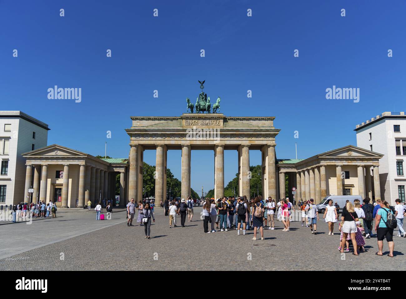 Porta di Brandeburgo, un monumento a Berlino, Germania, Europa Foto Stock