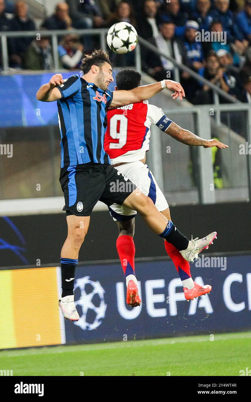 Seat Kolasinac (Atalanta BC ) Gabriel Jesus (Arsenal FC ), 1Â° UEFA Champions League AtalantaBC vs ArsenalFC 2024-25 partita al Gewiss Stadium di Bergamo (BG), Italia, 19.09.2024.&#XA;foto di Marius Bunduc/LiveMedia durante Atalanta BC vs Arsenal FC, partita di calcio UEFA Champions League a Bergamo, 19 settembre 2024 Foto Stock