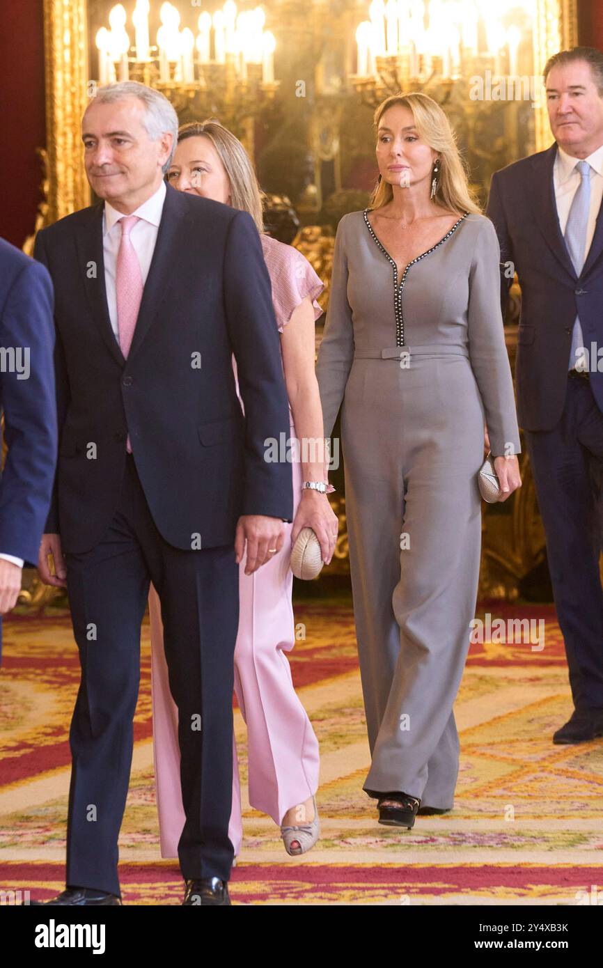 Re Felipe vi di Spagna, regina Letizia di Spagna, Esther Alcocer Koplowitz partecipa ad un ricevimento per la giornata Nazionale al Palazzo reale il 12 ottobre 2022 a Madrid, Spagna. Foto Stock