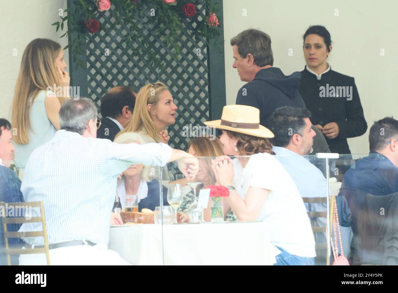 Cayetano Martinez de Irujo, Genoveva Casanova, Barbara Miran, Luis Martinez de Irujo, Fernando Martnez de Irujo partecipa al Longines Global Champions Tour 2022. Madrid. 3° giorno al Club de campo Villa de Madrid il 15 maggio 2022 a Madrid, Spagna. Foto Stock