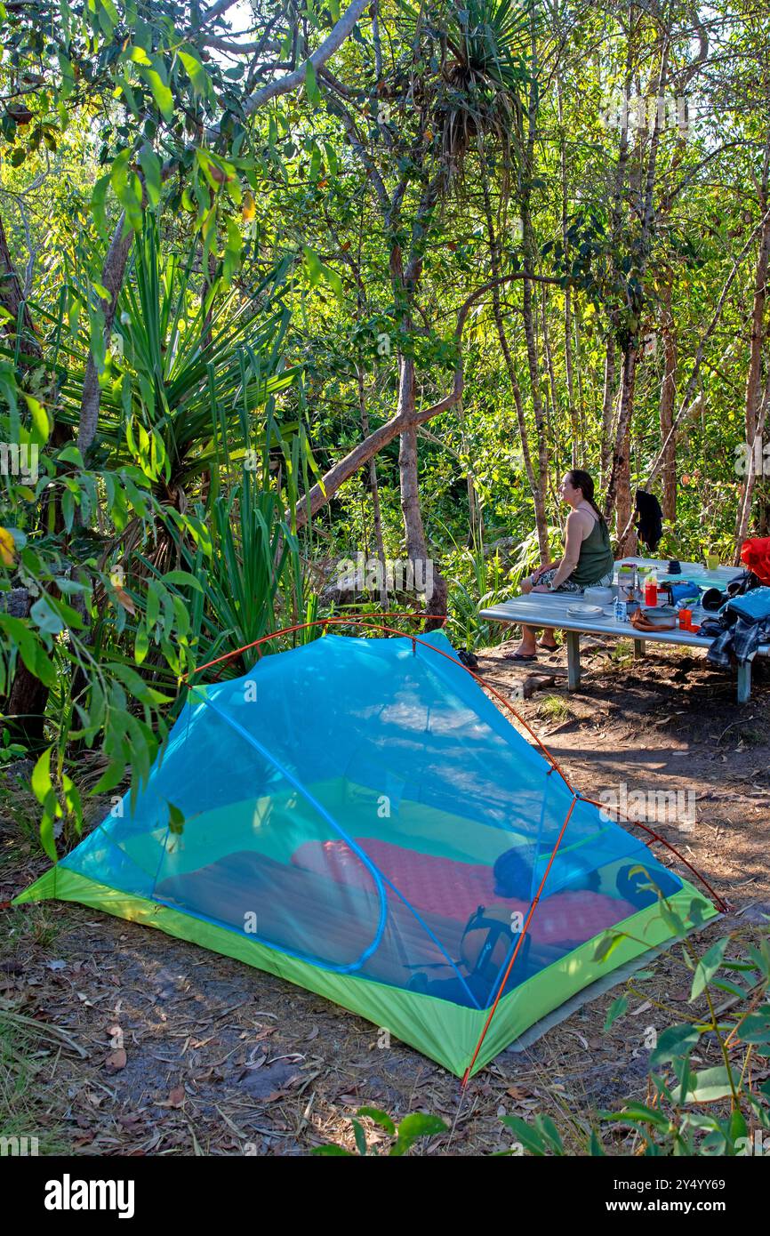 Campeggio a Walker Creek, Litchfield National Park Foto Stock