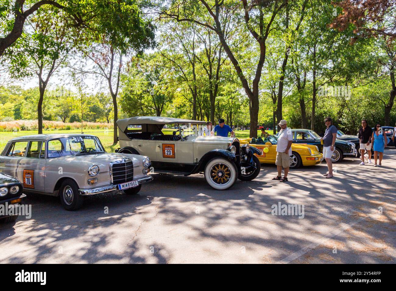 Vienna Classic Days 2024, sfilata di auto d'epoca, Donaupark, Vienna, Austria Foto Stock