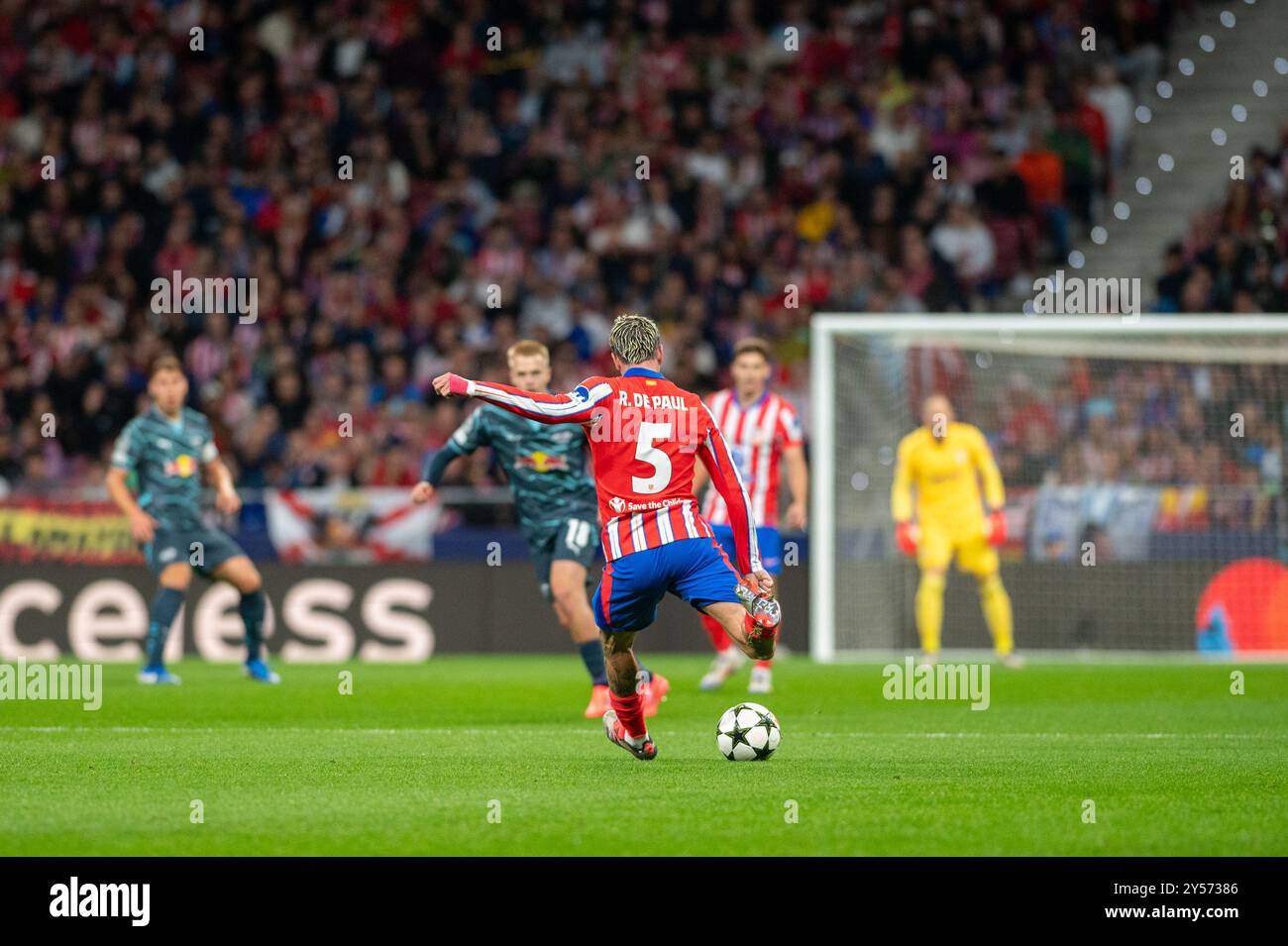Rodrigo de Paul durante la partita tra l'Atlético de Madrid e l'RB Leipzig per la Champions League, Civitas Metropolitano, Madrid, Spagna Foto Stock