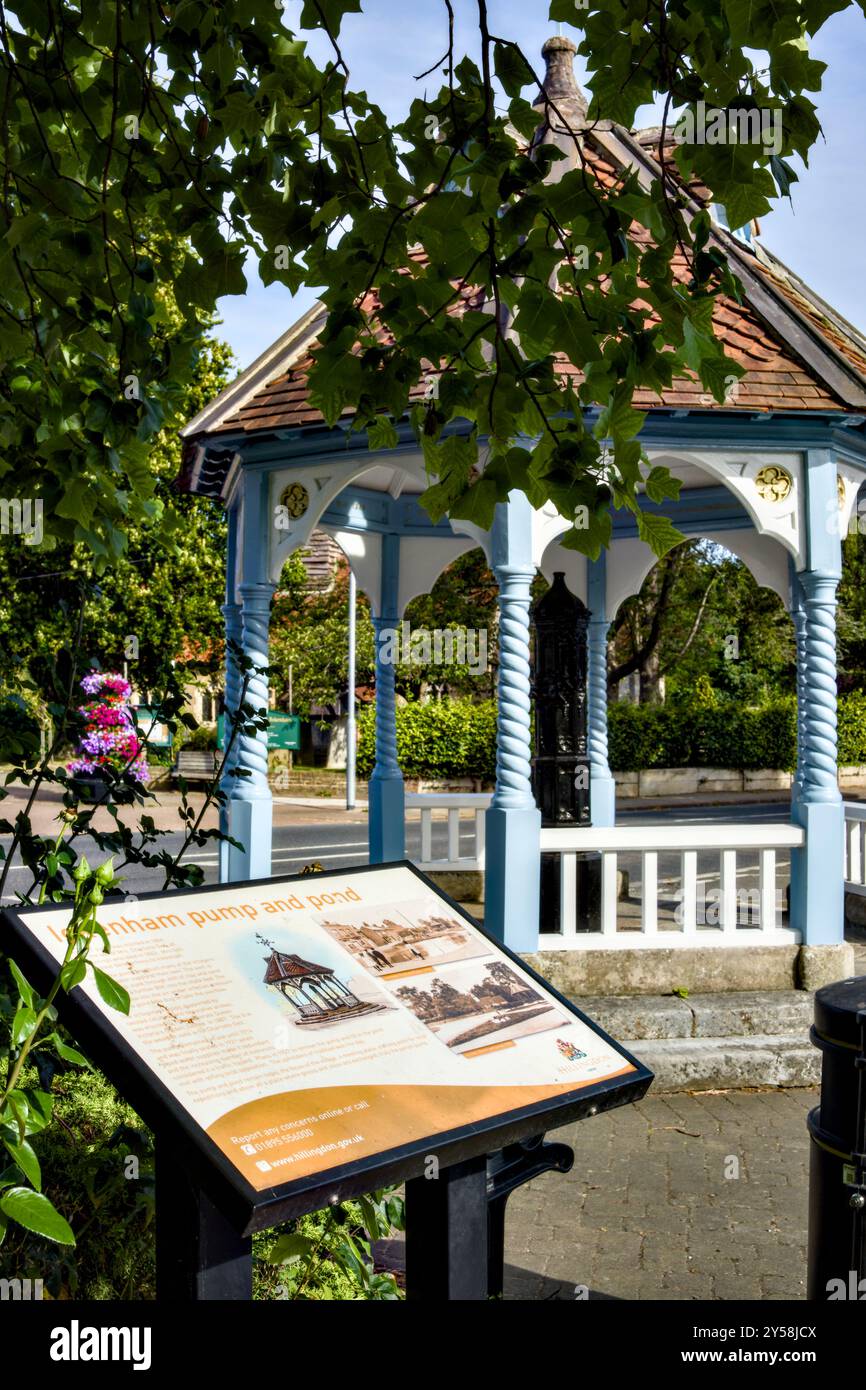 Ickenham Village Pump, Borough of Hillingdon, Londra, Inghilterra, Regno Unito Foto Stock