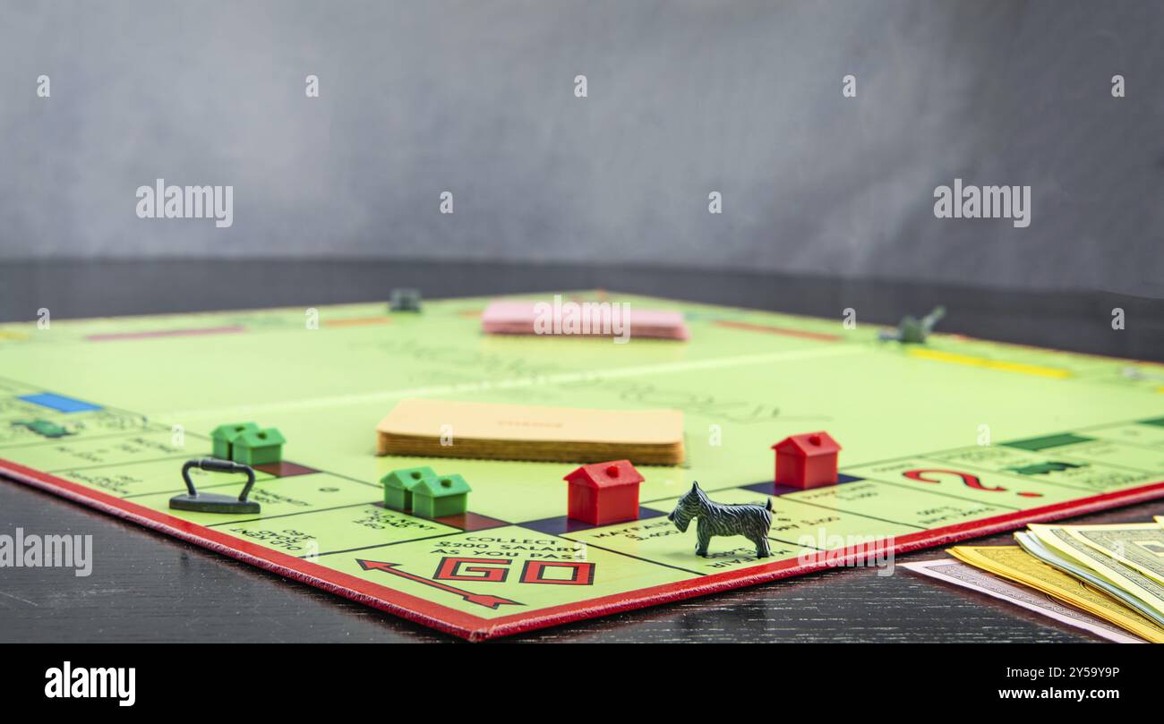 Passare andare su un consiglio di monopolio Foto Stock