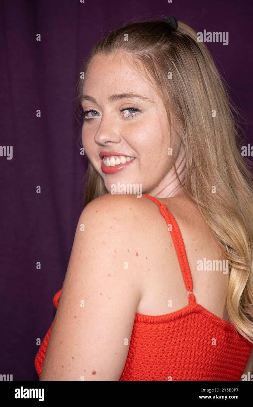 Burbank, Stati Uniti. 20 settembre 2024. L'attrice Charly Taylor partecipa alla prima dello spettacolo "A Fundamental Right to Choose" al Taylor Acting Studio, Burbank, CA, 20 settembre 2024 Credit: Eugene Powers/Alamy Live News Foto Stock