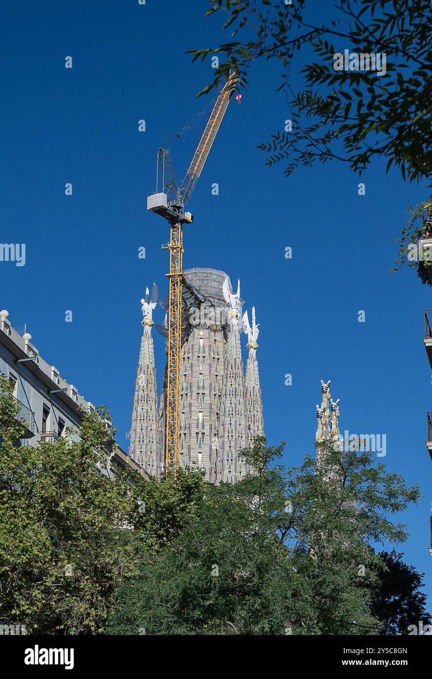 Barcelona ESP, Themenbild Reisen, Barcellona, 15.09.2024. Die Sagrada Familia, an der seit 1882 staendig weitergebaut wird. ESP, Themenbild Reisen, Barcellona, 15.09.2024. *** Barcelona ESP, Theme picture Travel, Barcelona, 15 09 2024 la Sagrada Familia, in costruzione costante dal 1882 ESP, Theme picture Travel, Barcelona, 15 09 2024 Copyright: XEibner-Pressefoto/HeikexFeinerx EP HFR Foto Stock