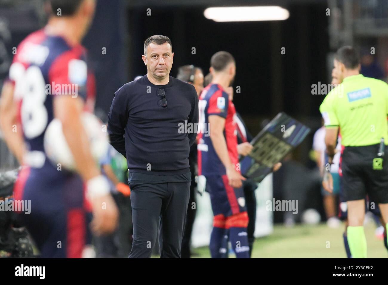 Mister D'Aversa&#XA;durante Cagliari calcio vs Empoli FC, 5Â° serie A Enilive 2024-25 partita all'Unipol Domus di Cagliari, Italia, il 20 settembre 2024. Foto Stock