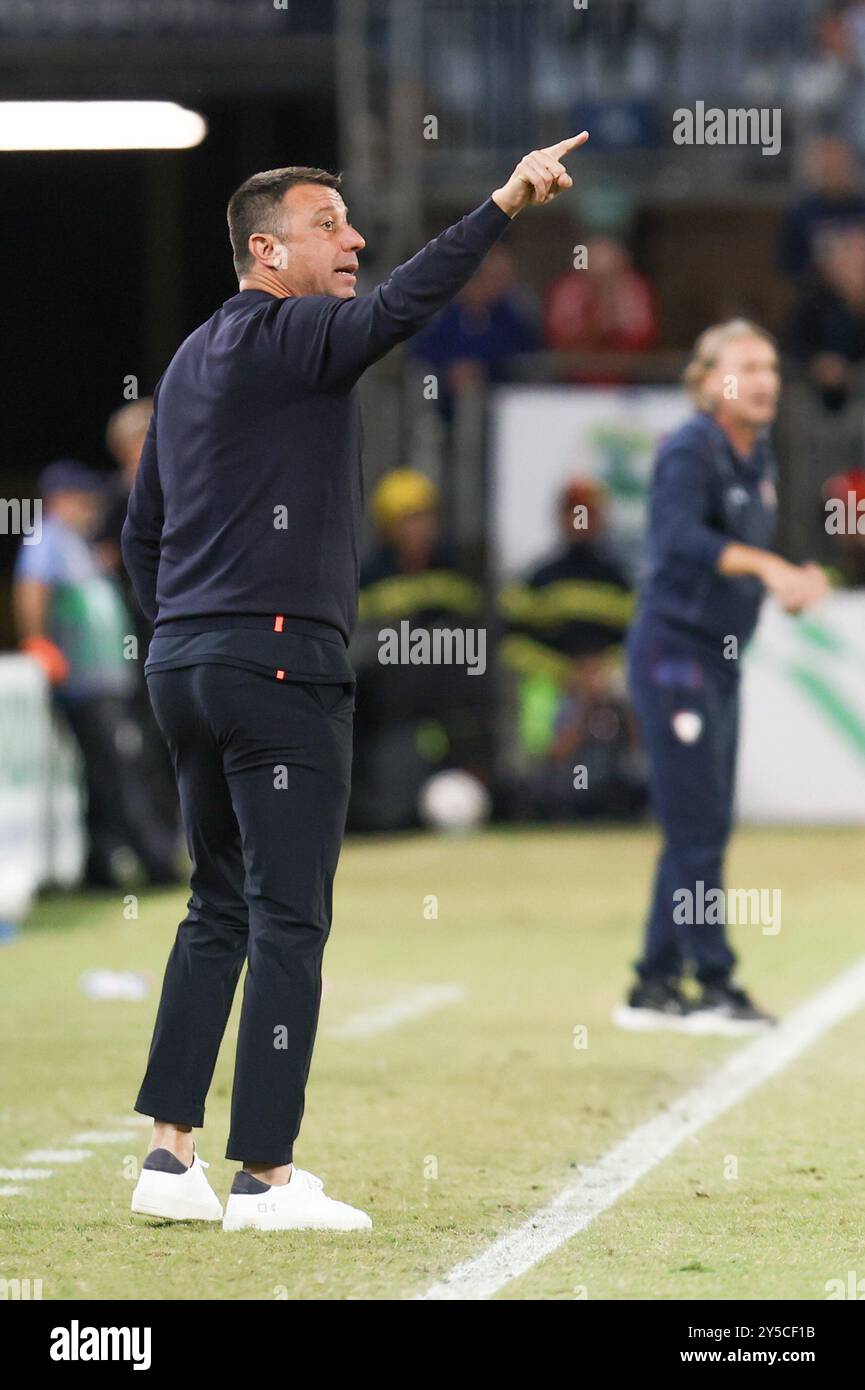 Mister D'Aversa&#XA;durante Cagliari calcio vs Empoli FC, 5Â° serie A Enilive 2024-25 partita all'Unipol Domus di Cagliari, Italia, il 20 settembre 2024. Foto Stock