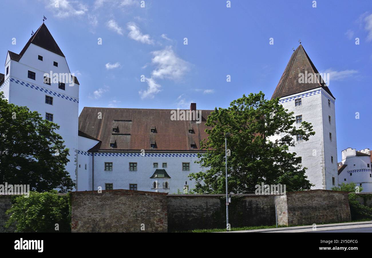 Neues Schloss a Ingolstadt an der Donau a Oberbayern, Germania, nuovo castello a Ingolstadt sul Danubio nell'alta Baviera, Germania, Europa Foto Stock