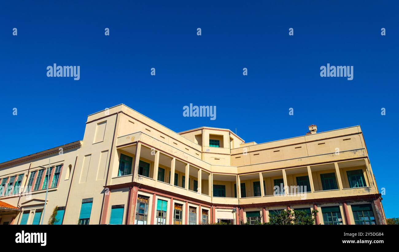 LIDO DI OSTIA - ROMA, scorcio dell'ex Colonia Marina Vittorio Emanuele III sul lungomare di Toscanelli, Ostia Lido, Roma, Italia Foto Stock