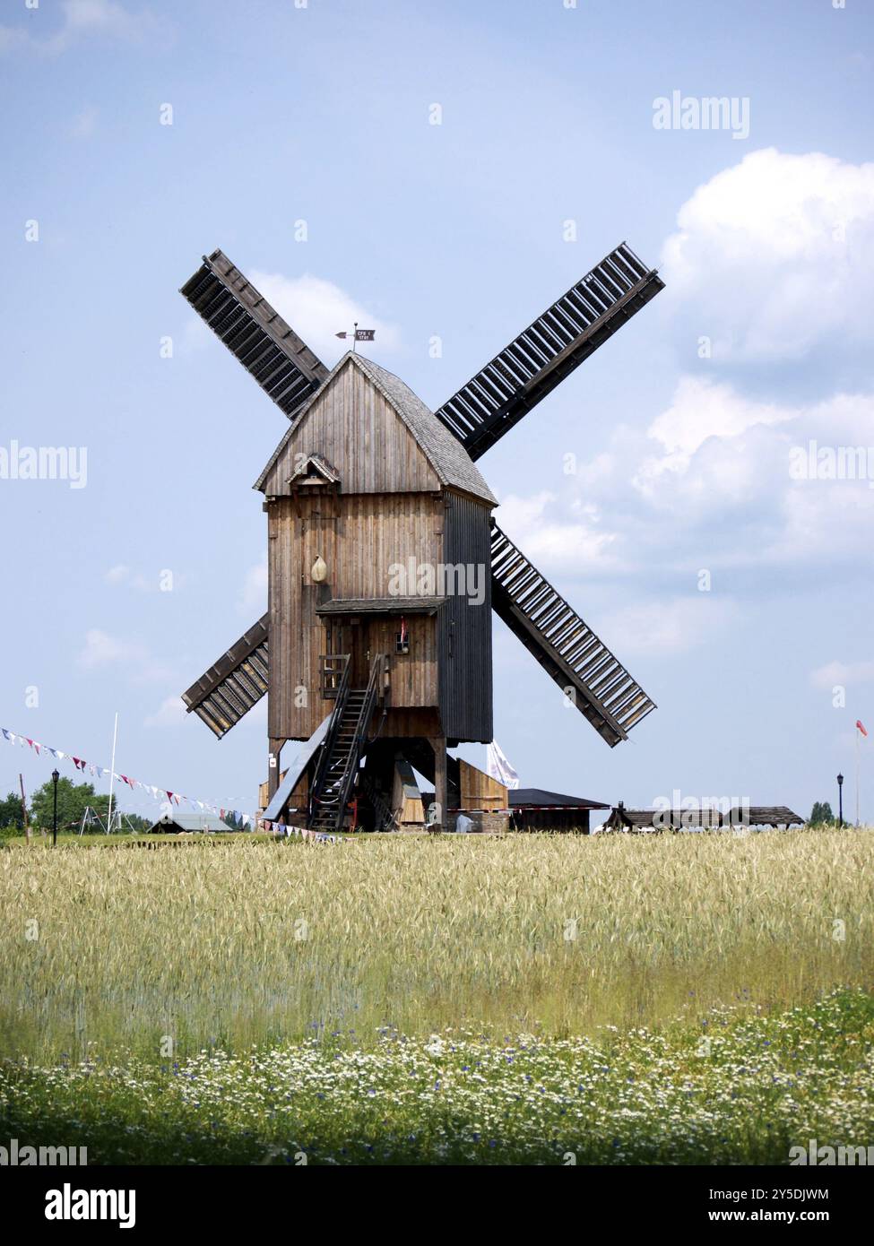 Storico mulino a vento a Beelitz vicino a Berlino, Brandeburgo, Germania, Europa Foto Stock