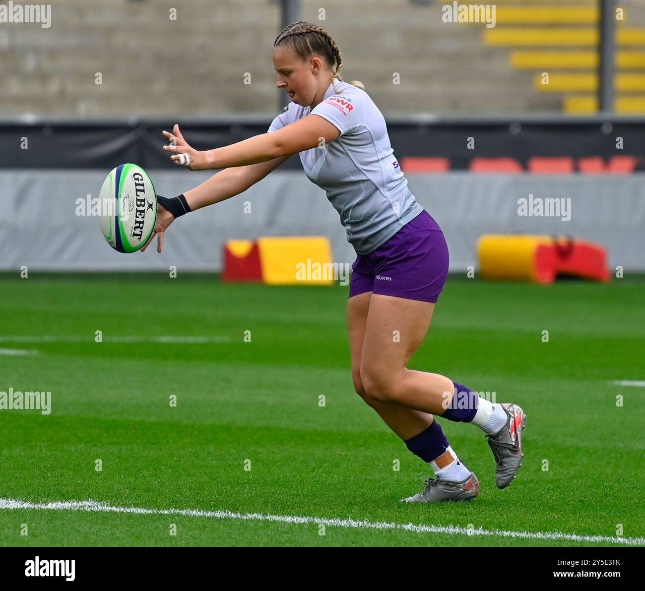Northampton INGHILTERRA : Lia Green di LOUGHBOROUGH FULMINI durante la partita tra Loughborough Lightning e Leicester Tigers al cinch Stadium Franklin's Gardens. 21 settembre 2024 Northampton Regno Unito. Crediti: PATRICK ANTHONISZ/Alamy Live News Foto Stock