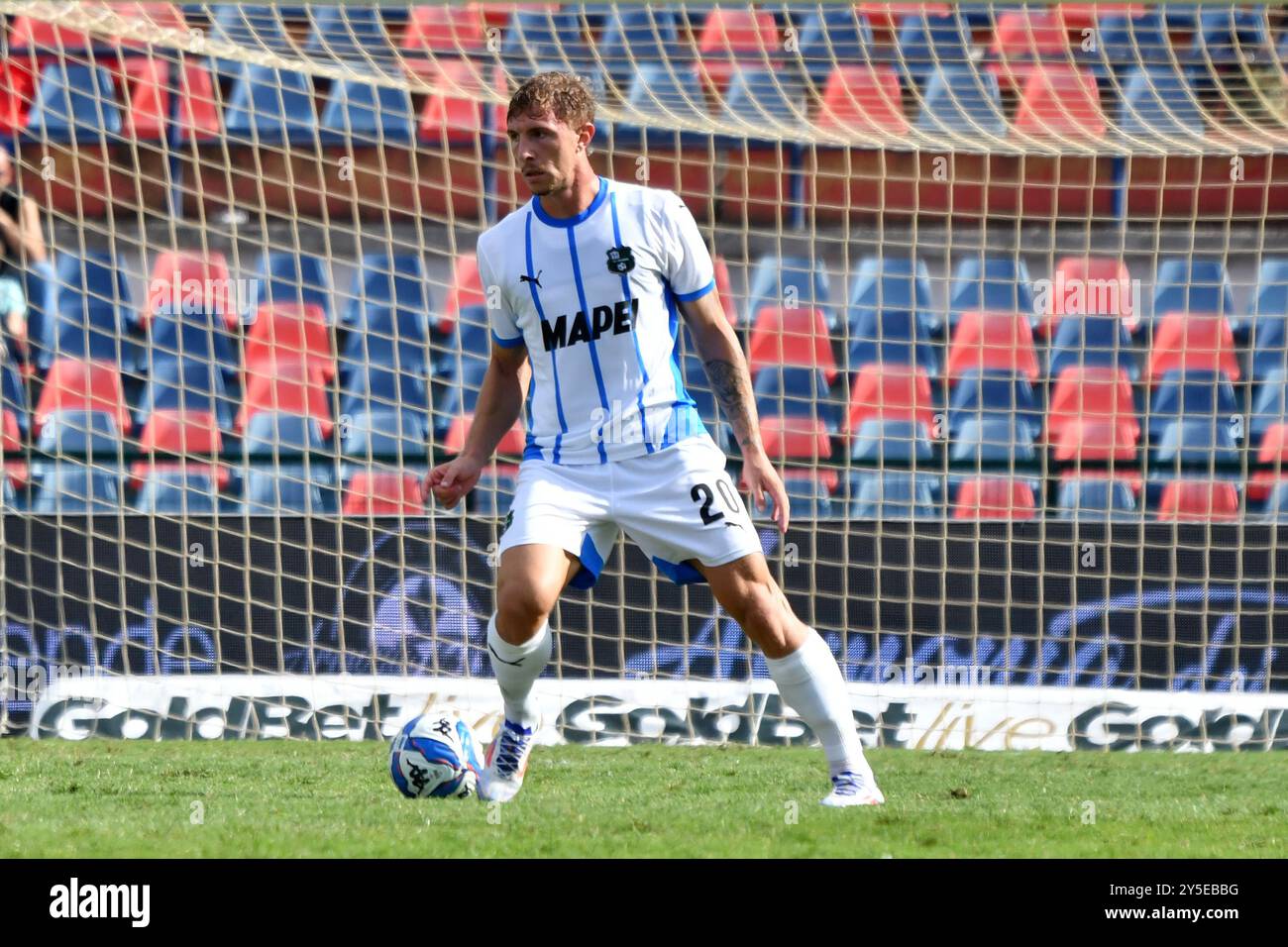 Matteo Lovato durante la partita italiana di serie BKT tra Cosenza calcio e US Sassuolo il 21 settembre 2024 allo stadio San Vito-Marulla di Cosenza Foto Stock