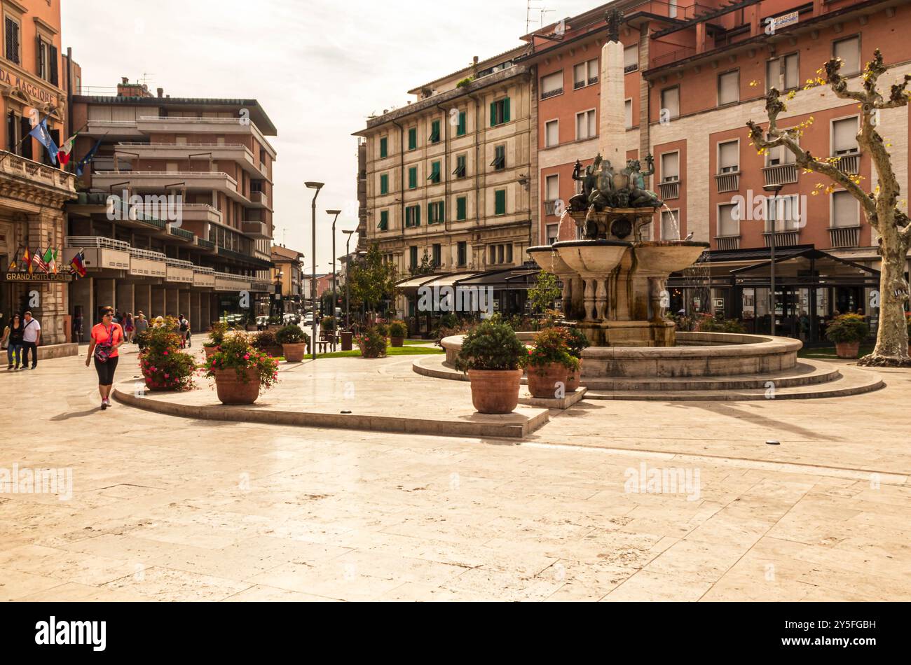 Piazza italiana Foto Stock