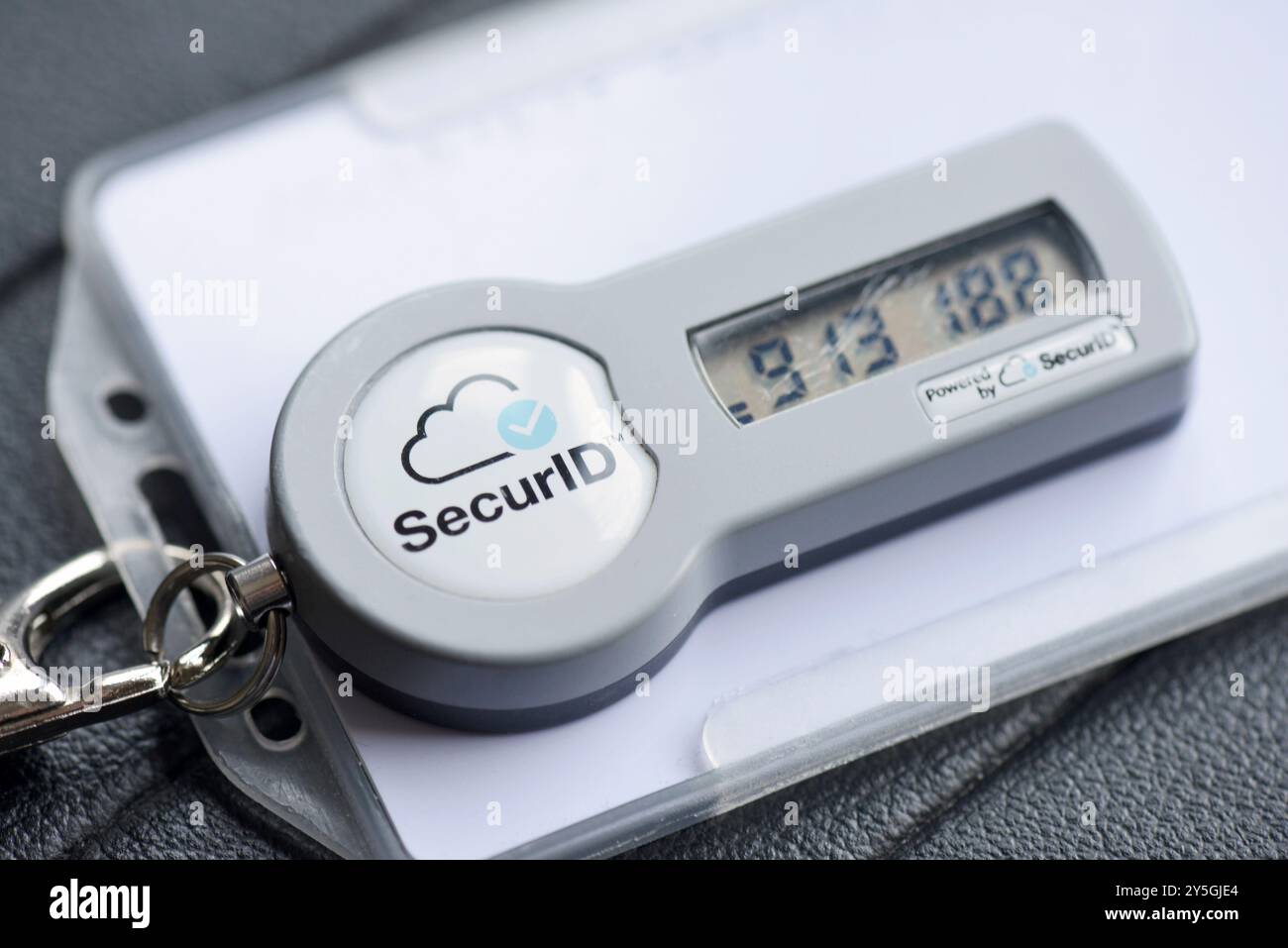 Dispositivo di autenticazione e accesso sicuro SecurID RSA per la sicurezza di rete e la tecnologia di gestione con crittografia dell'identità Foto Stock