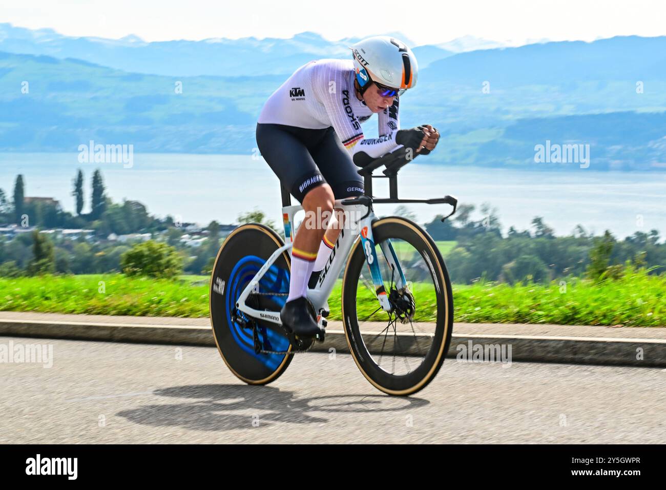 Franziska KOCH (Deutschland, Germania, GER) Frauen Elite Einzeitfahren/Women Elite Time Trial individuale ITT UCI Road World Championships über 29, 9 km von Gossau nach Zürich am 22. Settembre 2024 im Rahmen der Strassenradsport-Weltmeisterschaften 2024. Die Radsport WM findet vom 21. bis 29. Settembre 2024 um und in Zürich im Rahmen der 2024 UCI Road and Para-Cycling Road World Championships statt. Foto Stock