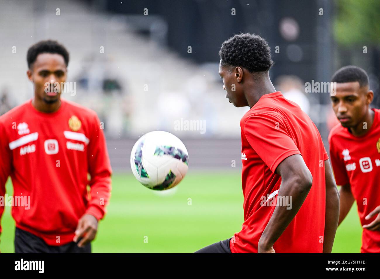 Elton Yeboah di Mechelen nella foto prima di una partita di calcio tra KV Mechelen e Cercle Brugge, domenica 22 settembre 2024 a Mechelen, il giorno 8 della stagione 2024-2025 della prima divisione del campionato belga "Jupiler Pro League". BELGA FOTO TOM GOYVAERTS Foto Stock