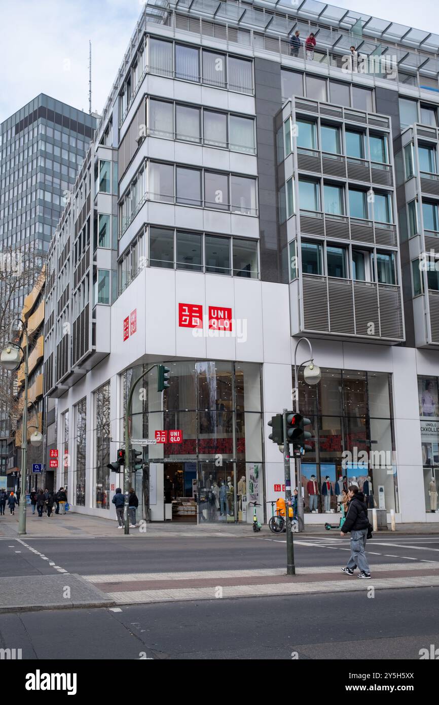 Uniqlo Store Berlino Germania Foto Stock