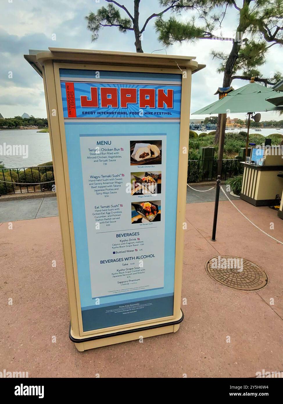 ORLANDO FLORIDA, STATI UNITI. 11 SETTEMBRE 2024. "Giappone" all'EPCOT International Food & Wine Festival presentato da CORKCICLE al Disney di Orlando. Credito: Bill Ragan/Alamy Live News Foto Stock