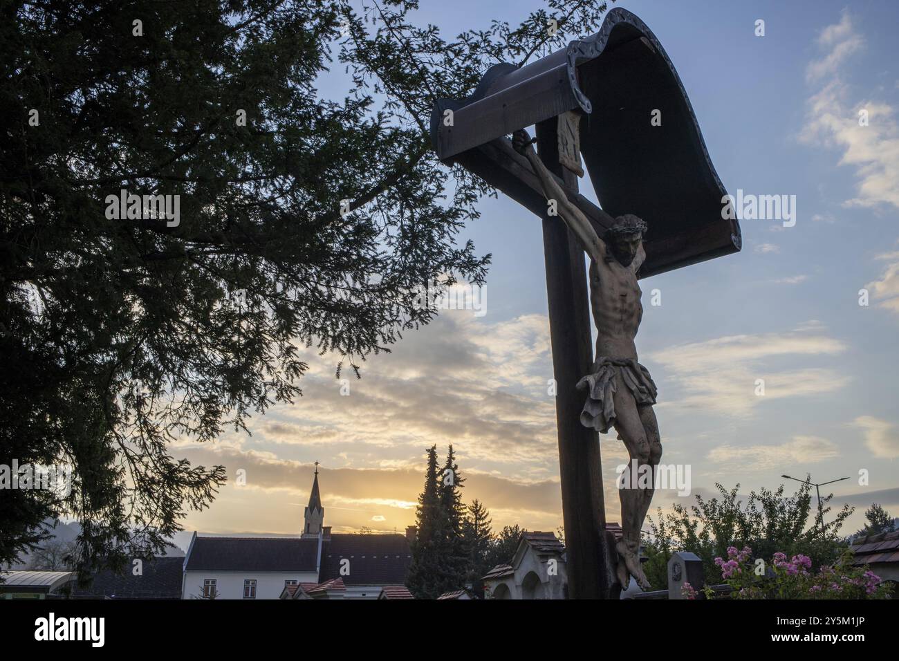 Cristo sulla croce, cimitero di Jakobi, Leoben, Stiria, Austria, Europa Foto Stock