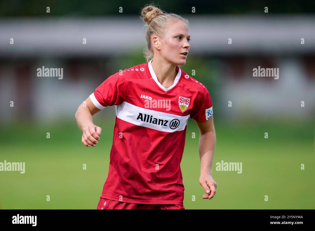 St. Leon Rot, Germania. 22 settembre 2024. Leonie Maier (VfB, 31), Einzelbild, Einzelfoto, Aktion, Action, 22.09.2024, St. Leon-Rot (Deutschland), Fussball, Regionalliga Süd, TSG 1899 Hoffenheim U20 - VfB Stuttgart, 22.09.2024, St. Leon-Rot (Deutschland), Fussball, Regionalliga Süd, TSG 1899 HOFFENHEIM U20 - VFB STUTTGART, LE NORMATIVE DFB/DFL VIETANO QUALSIASI USO DI FOTOGRAFIE COME SEQUENZE DI IMMAGINI E/O QUASI-VIDEO. Credito: dpa/Alamy Live News Foto Stock