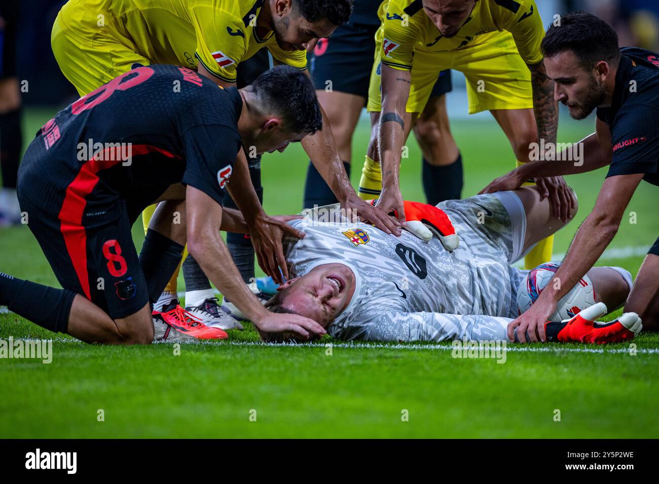 Madrid, Germania. 22 settembre 2024. Fussball la Liga 6. Spieltag Real Madrid - Espanyol Barcelona am 21.09.2024 im Estadio Santiago Bernabeu a Madrid Marc-Andre ter Stegen ( Barcellona ) verletzt am Boden foto: Revierfoto crediti: ddp media GmbH/Alamy Live News Foto Stock