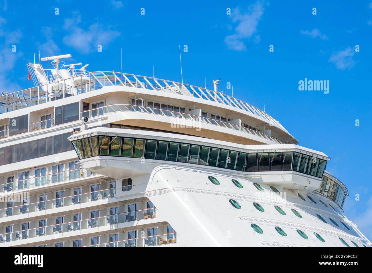 MALAGA, SPAGNA - 4 SETTEMBRE 2023: Nave da crociera "Norwegian Getaway" nel porto di Malaga, Spagna, il 4 settembre 2023 Foto Stock