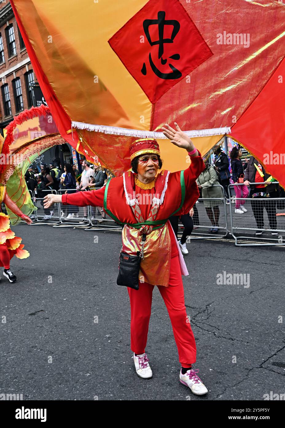 LONDRA, INGHILTERRA: 22 settembre 2024: La sfilata di strada di Hackney Carnival 2024 sarà il momento clou della giornata e sarà caratterizzata da costumi accattivanti, musica soul-stimolante e uno spettacolo di talenti da 24 gruppi di parate a Hackney, Londra, Regno Unito. (Foto di 李世惠/SEE li/Picture Capital) Foto Stock