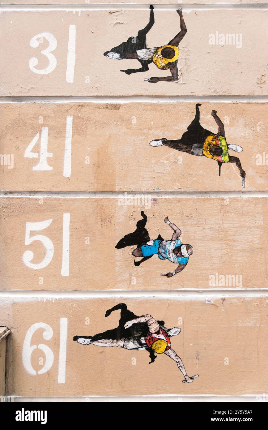 Parigi, Francia. 23 settembre 2024. Artista di strada francese, Brusk espone le sue opere d'arte ispirate ai Giochi Olimpici di Parigi del 2024 a Parigi, Francia, il 23 settembre 2024. Foto di Denis Prezat/ABACAPRESS. COM credito: Abaca Press/Alamy Live News Foto Stock