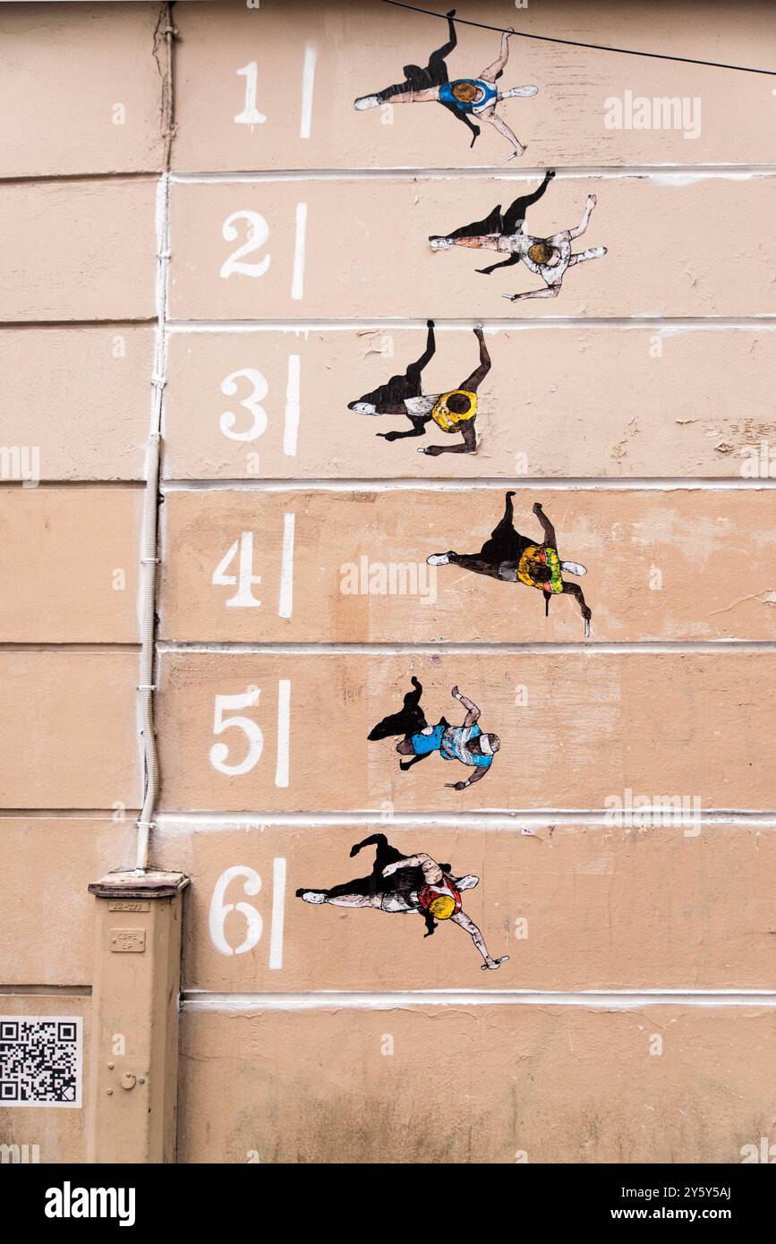 Parigi, Francia. 23 settembre 2024. Artista di strada francese, Brusk espone le sue opere d'arte ispirate ai Giochi Olimpici di Parigi del 2024 a Parigi, Francia, il 23 settembre 2024. Foto di Denis Prezat/ABACAPRESS. COM credito: Abaca Press/Alamy Live News Foto Stock