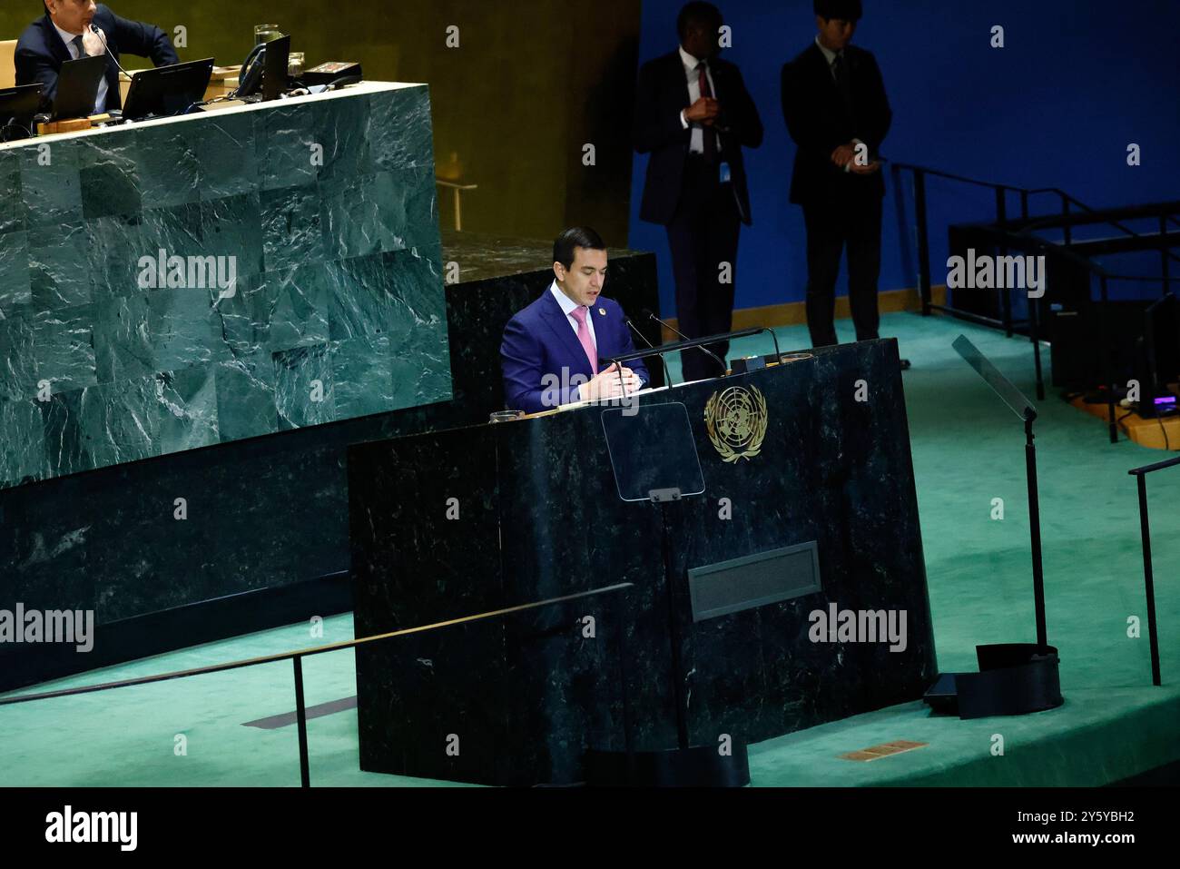 New York, Stati Uniti. 22 settembre 2024. Daniel Noboa Azin, Presidente costituzionale della Repubblica dell'Ecuador, interviene al "Vertice del futuro" durante la 79a sessione dell'Assemblea generale delle Nazioni Unite nella sala dell'Assemblea generale delle Nazioni Unite presso la sede delle Nazioni Unite lunedì 23 settembre 2024 a New York. Foto di Peter Foley/UPI credito: UPI/Alamy Live News Foto Stock