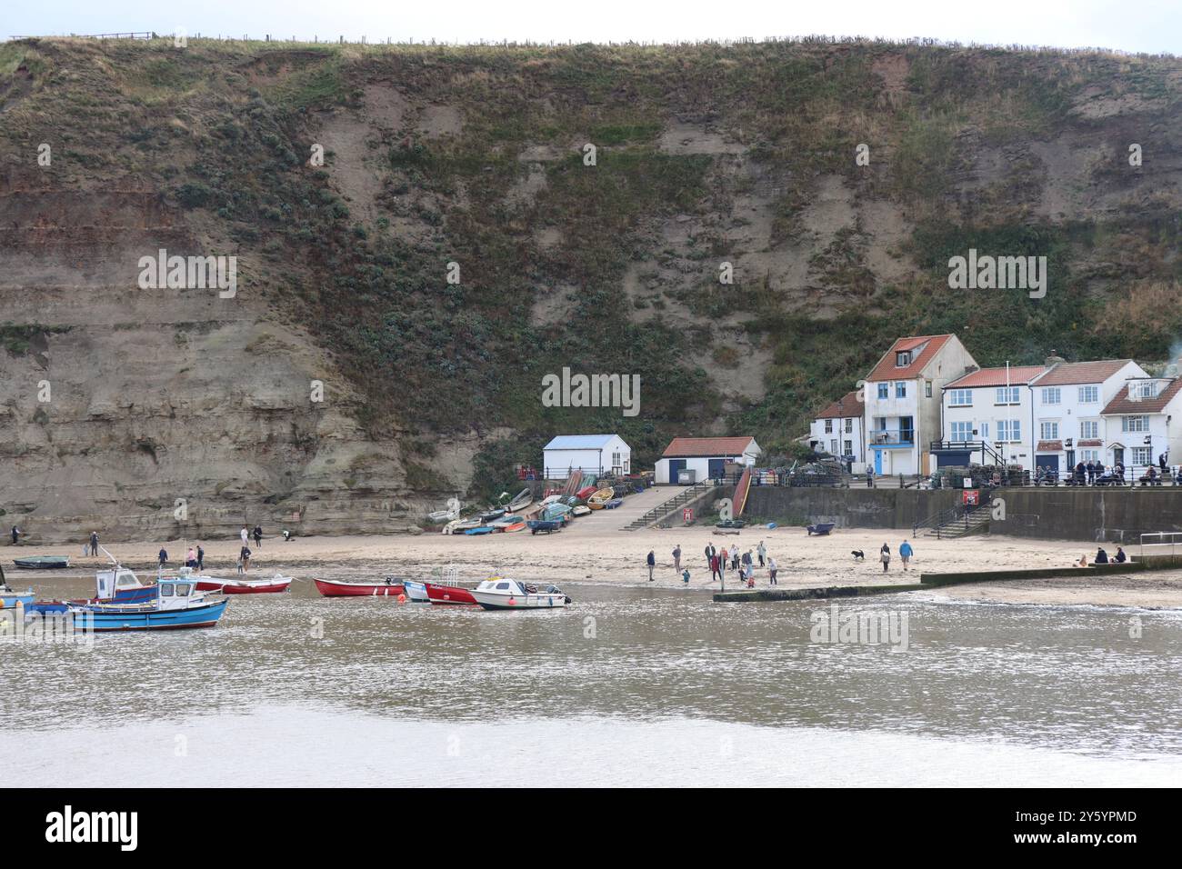 Villaggio di Staithes, North Yorkshire, Regno Unito Foto Stock