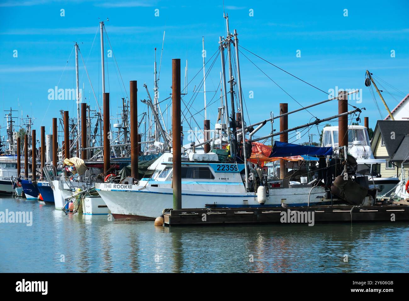 Barche da pesca ormeggiate a Steveston, B. C., Canada. Settembre 16/24 Foto Stock