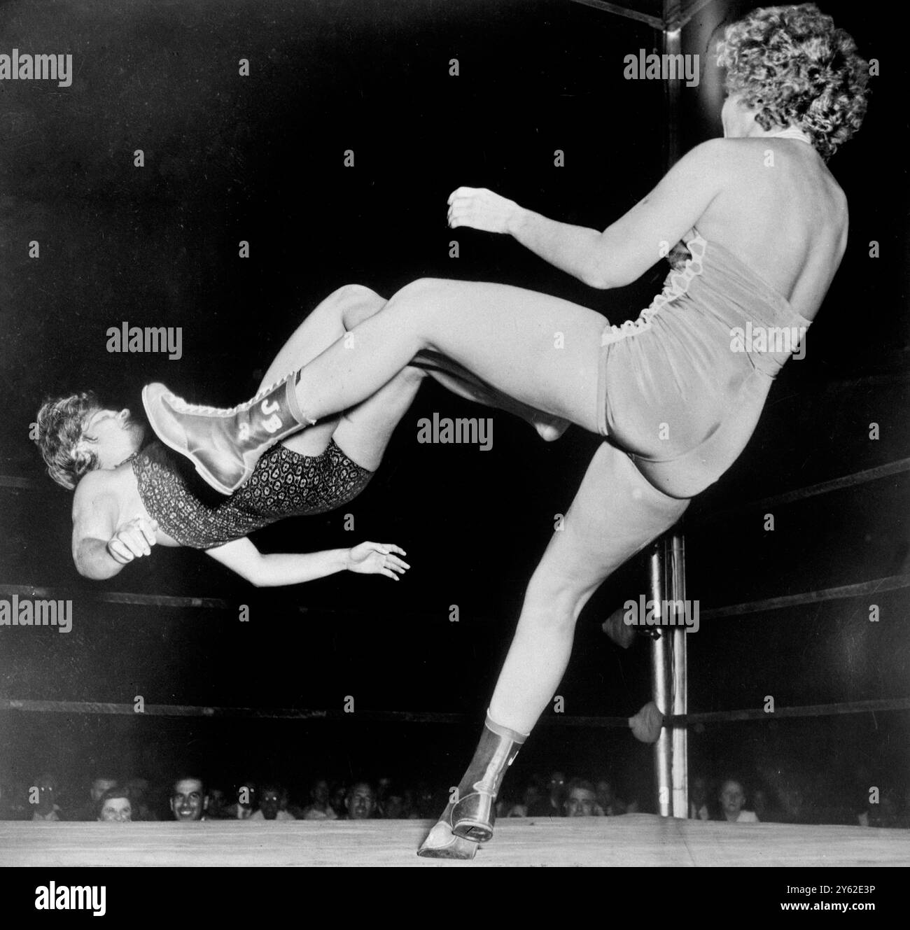 June Byers vs Lilly Bitter , USA Foto Stock