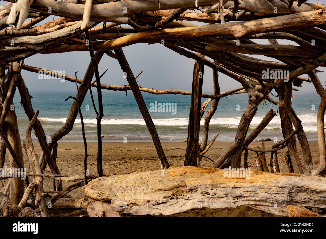 Driftwood Beach Shack a Moonstone Beach a Cambria, California. Foto Stock