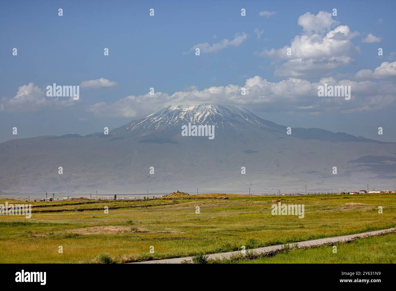 Monte Ararat, Turchia orientale. Vista sul Monte Ararat, Dogubayazit, Agri, Turchia. Foto Stock