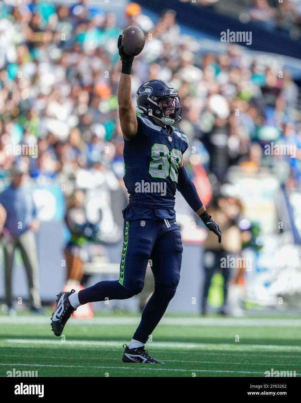 Seattle Seahawks tight end AJ Barner reacts to a catch against the Miami Dolphins during an NFL football game, Sunday, Sept. 22, 2024 in Seattle. The Seahawks won 24-3. (AP Photo/Lindsey Wasson) Foto Stock